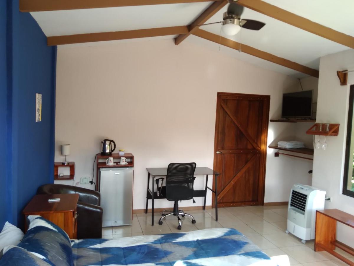 Slow Travel Lodge Upala Ngoại thất bức ảnh